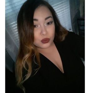 Meet your Posher, Naya